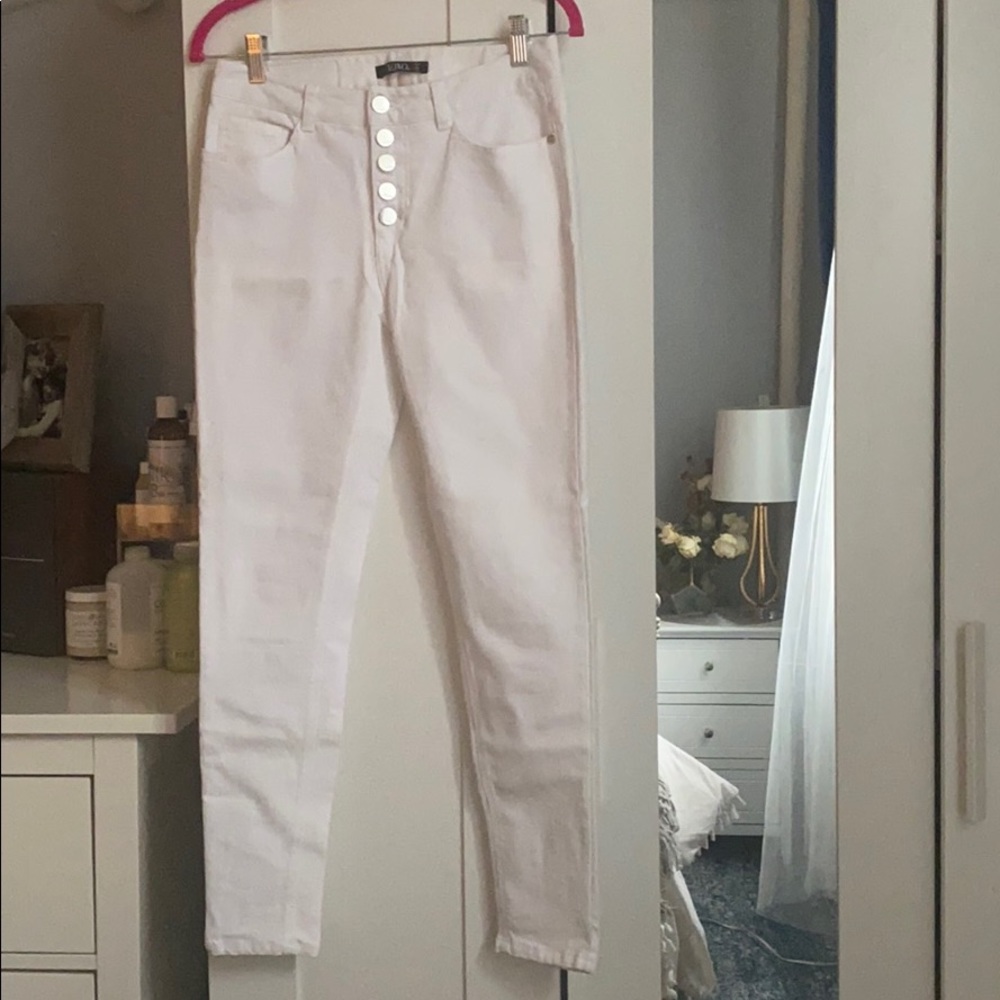 White skinny jeans. Bought in Target. Never worn